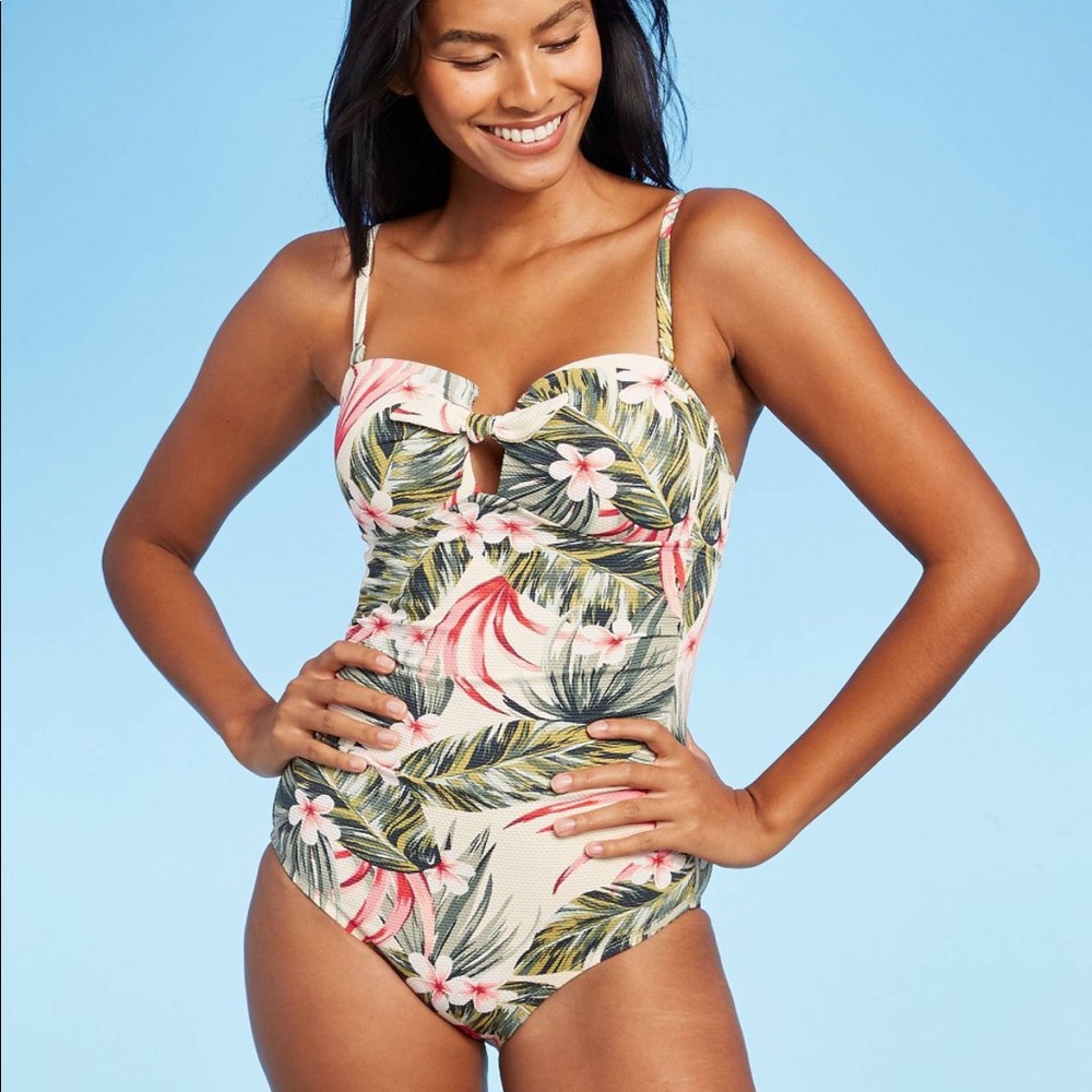 Women's Pique Bandeau Classic One Piece Swimsuit